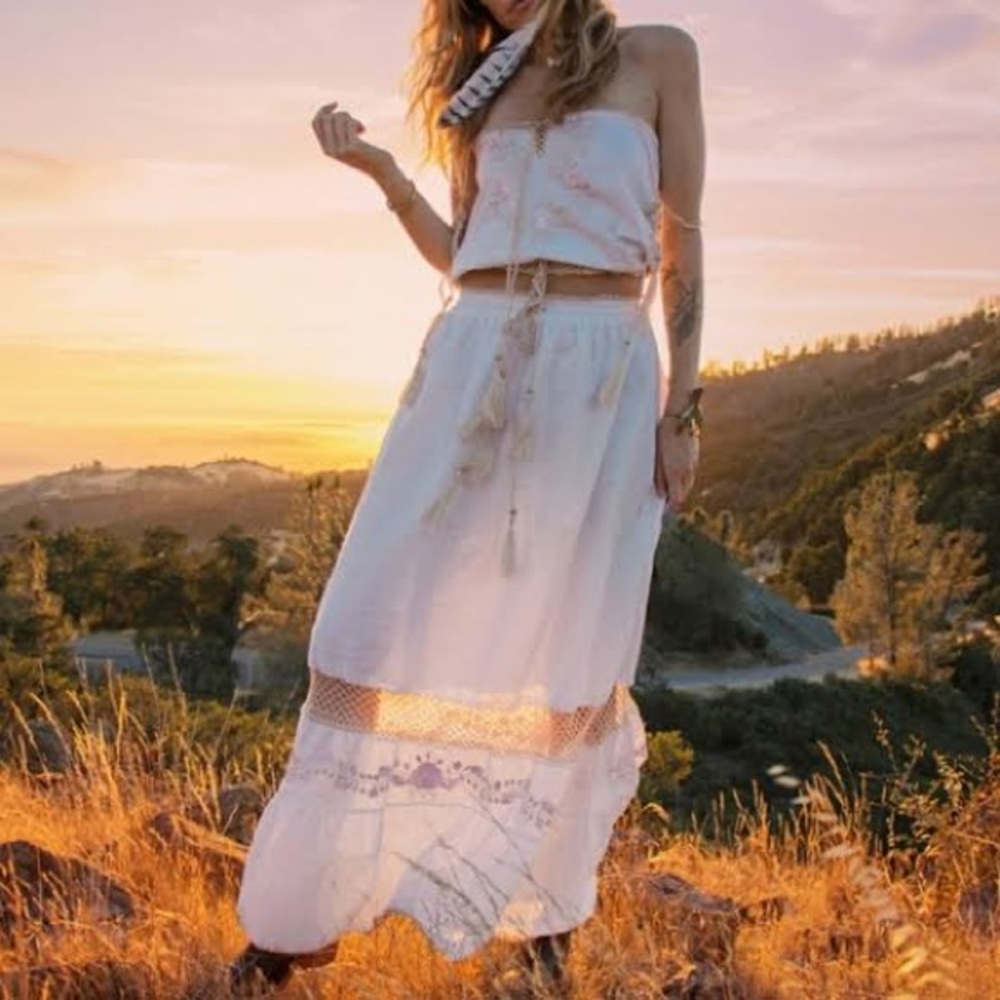 Chasing unicorns Harvest Moon Skirt M - Picture 1 of 4